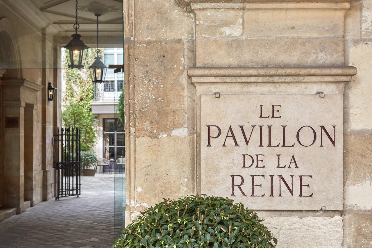 Le Pavillon De La Reine & Spa Paris Exterior foto
